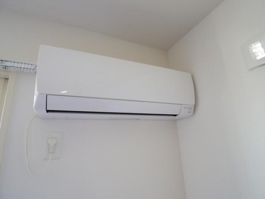  大和路線・関西本線/奈良駅 バス10分北神殿下車:停歩5分 1階 築7年