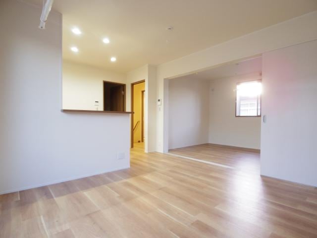  近鉄難波線・奈良線/新大宮駅 徒歩6分 2階 築7年