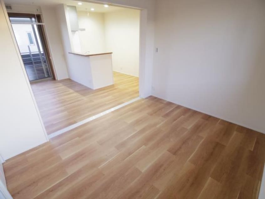  近鉄難波線・奈良線/新大宮駅 徒歩6分 2階 築7年