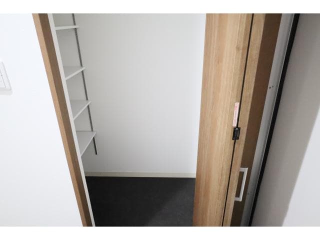  近鉄難波線・奈良線/新大宮駅 徒歩2分 2階 築6年