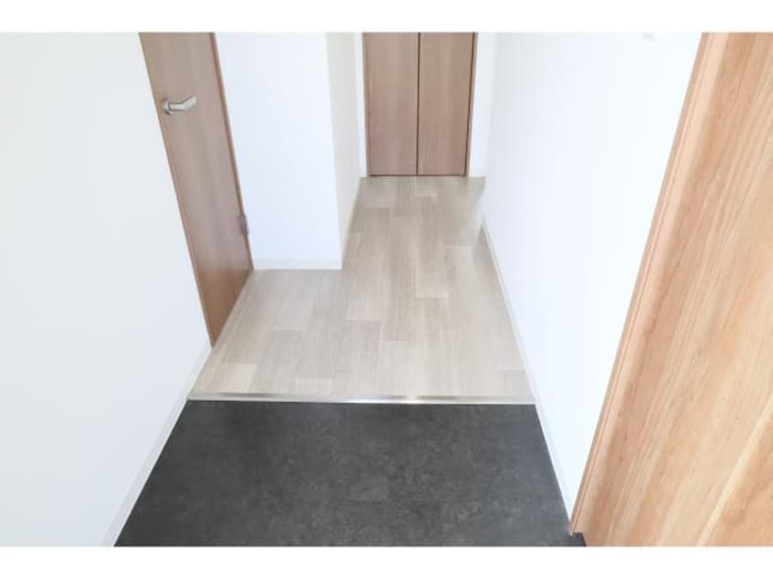  近鉄難波線・奈良線/新大宮駅 徒歩2分 2階 築6年