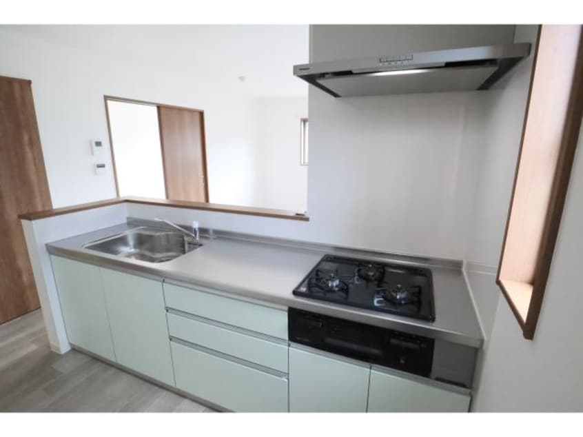  近鉄難波線・奈良線/新大宮駅 徒歩2分 2階 築6年