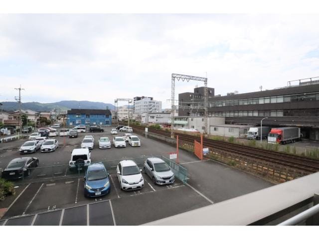  近鉄難波線・奈良線/新大宮駅 徒歩2分 2階 築6年