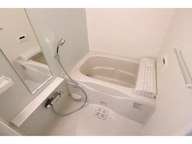  近鉄橿原線/尼ケ辻駅 徒歩13分 1階 築5年