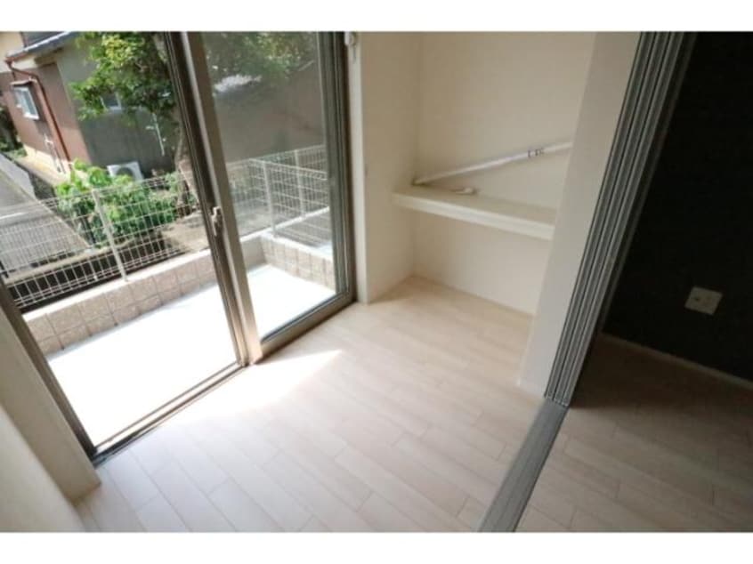  近鉄橿原線/尼ケ辻駅 徒歩13分 1階 築5年