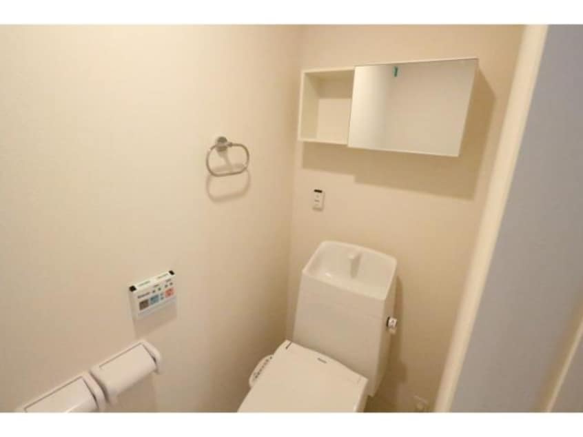  近鉄橿原線/尼ケ辻駅 徒歩13分 1階 築5年