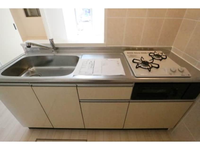  近鉄橿原線/尼ケ辻駅 徒歩13分 1階 築5年