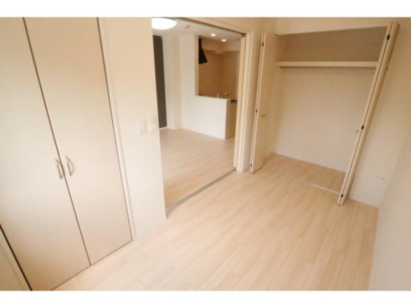  近鉄橿原線/尼ケ辻駅 徒歩13分 1階 築5年