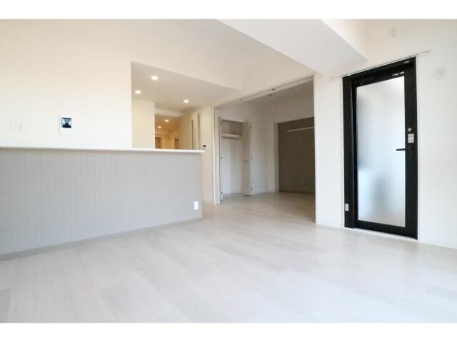  近鉄難波線・奈良線/新大宮駅 徒歩9分 2階 築4年