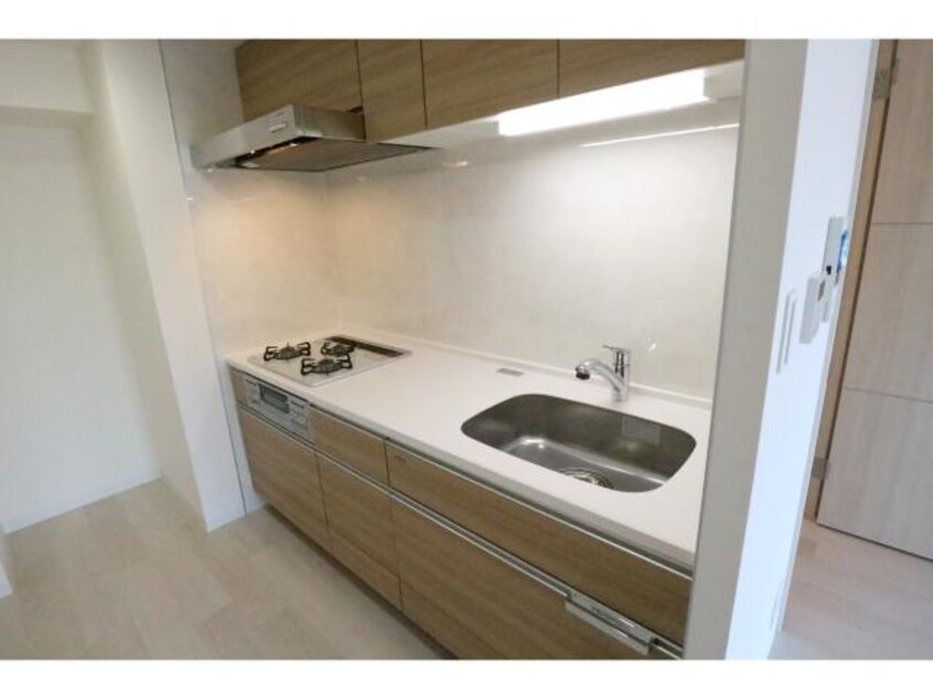  近鉄難波線・奈良線/新大宮駅 徒歩9分 5階 築4年