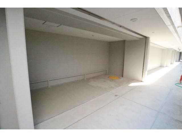  近鉄難波線・奈良線/新大宮駅 徒歩9分 5階 築4年