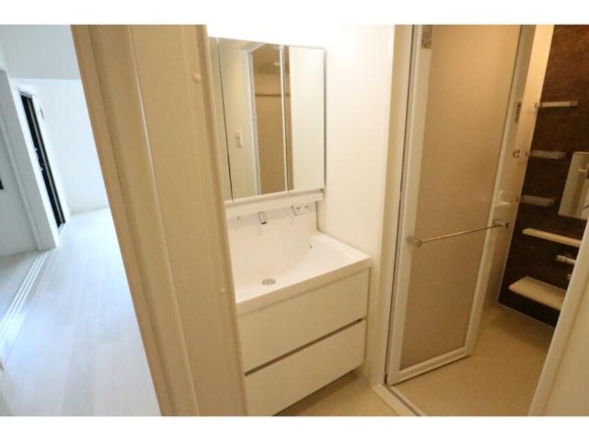  近鉄難波線・奈良線/新大宮駅 徒歩9分 2階 築4年