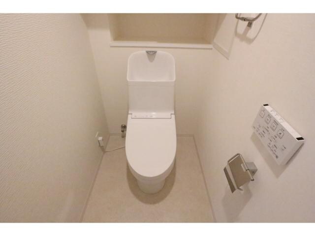  近鉄難波線・奈良線/新大宮駅 徒歩9分 2階 築4年