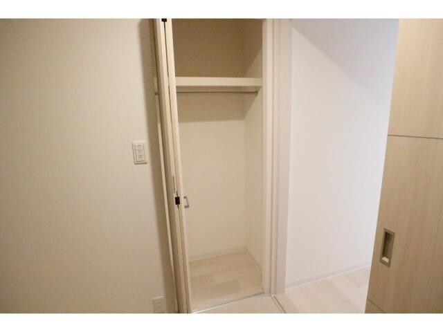  近鉄難波線・奈良線/新大宮駅 徒歩9分 2階 築4年