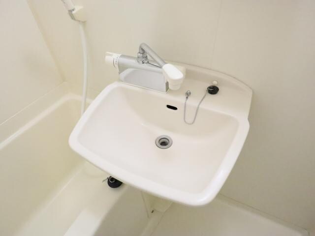  近鉄難波線・奈良線/新大宮駅 徒歩4分 6階 築27年