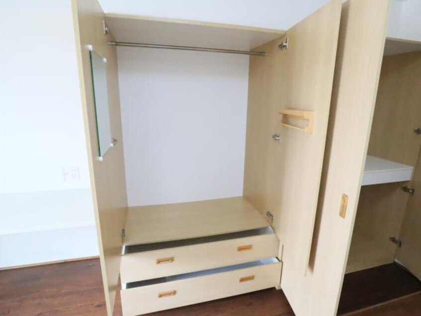  近鉄難波線・奈良線/新大宮駅 徒歩4分 4階 築27年