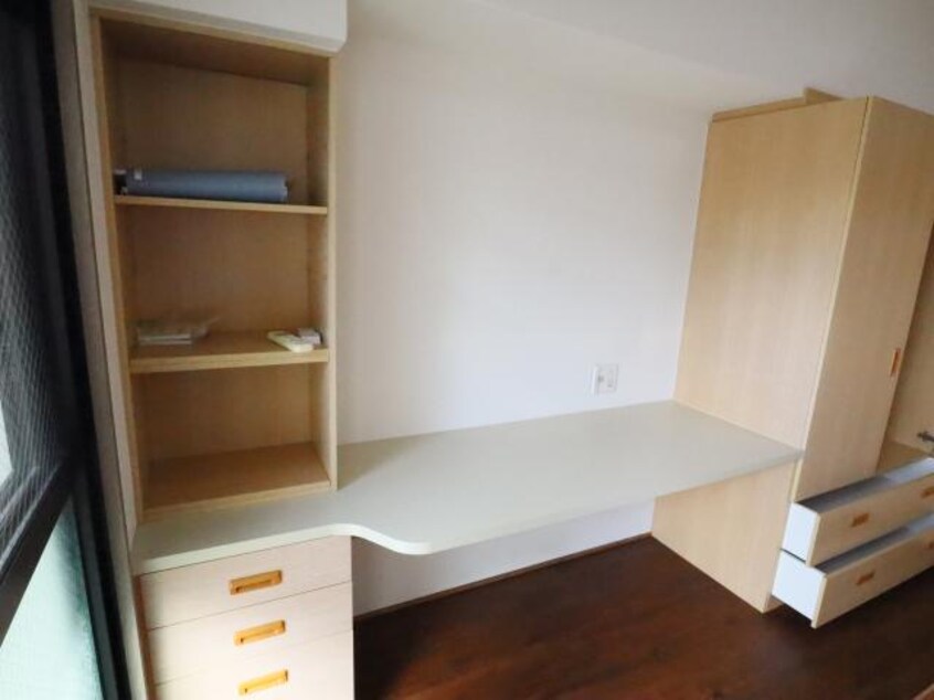  近鉄難波線・奈良線/新大宮駅 徒歩4分 4階 築27年