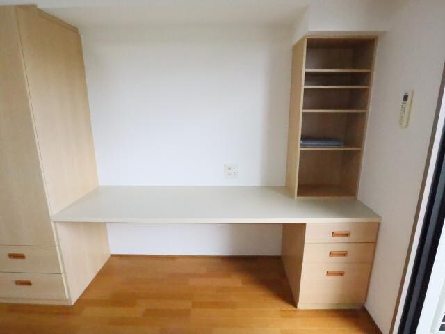  近鉄難波線・奈良線/新大宮駅 徒歩4分 6階 築27年