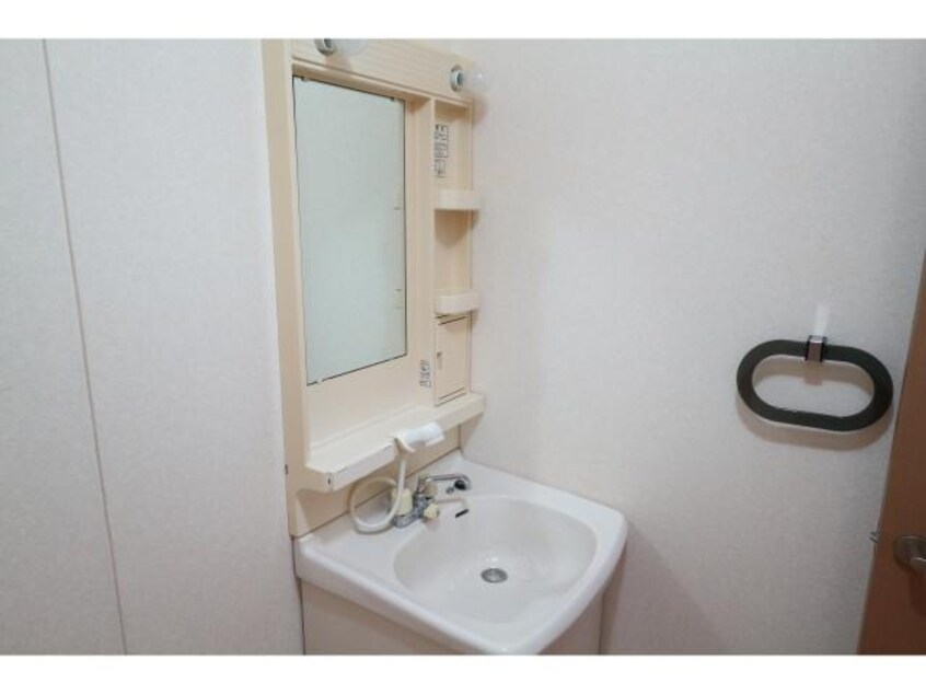  大和路線・関西本線/加茂駅 徒歩10分 1階 築27年