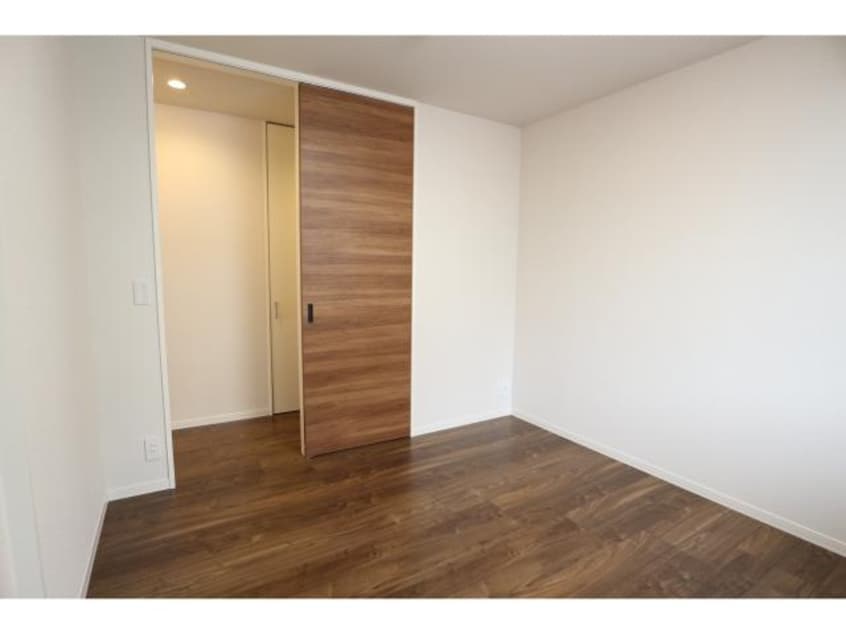  近鉄難波線・奈良線/新大宮駅 徒歩4分 4階 築3年