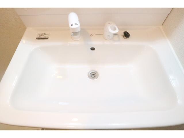  近鉄難波線・奈良線/新大宮駅 徒歩19分 3階 築3年