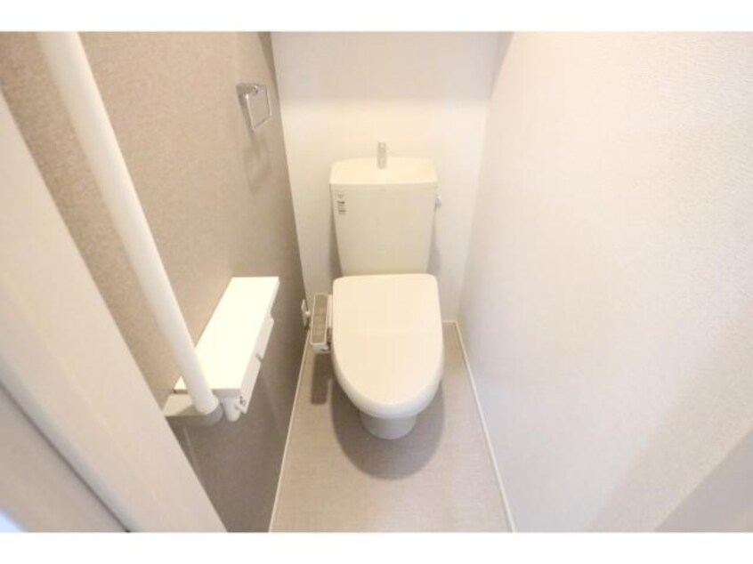  近鉄難波線・奈良線/新大宮駅 徒歩19分 3階 築3年