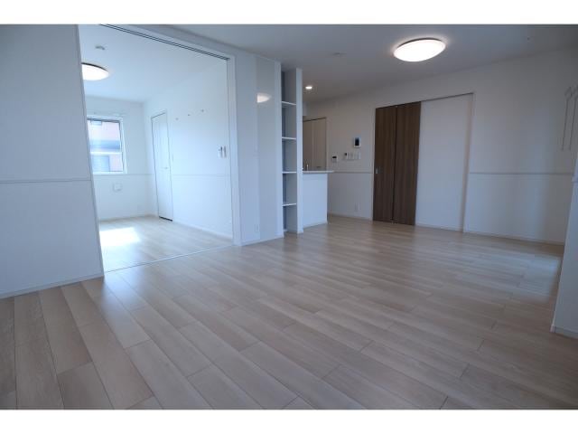  大和路線・関西本線/木津駅 徒歩8分 1階 築3年