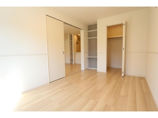  学研都市線<片町線>・JR東西線/木津駅 バス5分市坂下車:停歩2分 1階 築3年