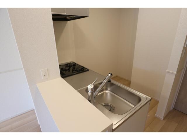  学研都市線<片町線>・JR東西線/木津駅 バス5分市坂下車:停歩2分 1階 築3年