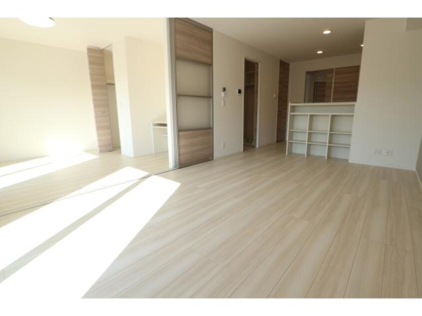  近鉄難波線・奈良線/新大宮駅 徒歩20分 1階 築3年