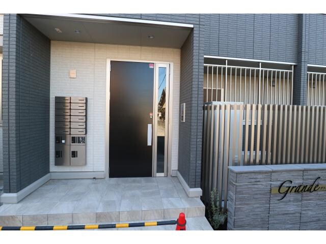  近鉄難波線・奈良線/新大宮駅 徒歩20分 1階 築3年