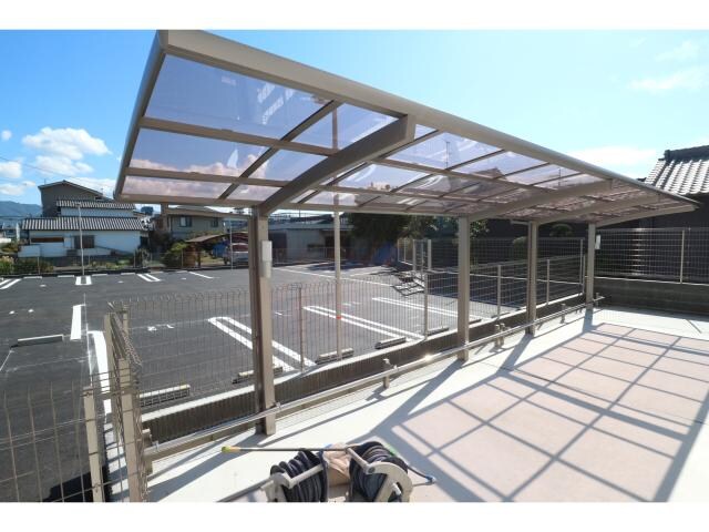  近鉄難波線・奈良線/新大宮駅 徒歩20分 1階 築3年