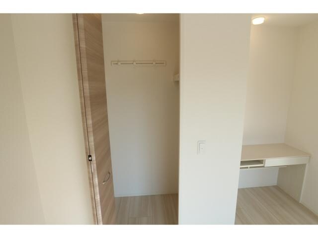  近鉄難波線・奈良線/新大宮駅 徒歩20分 1階 築3年