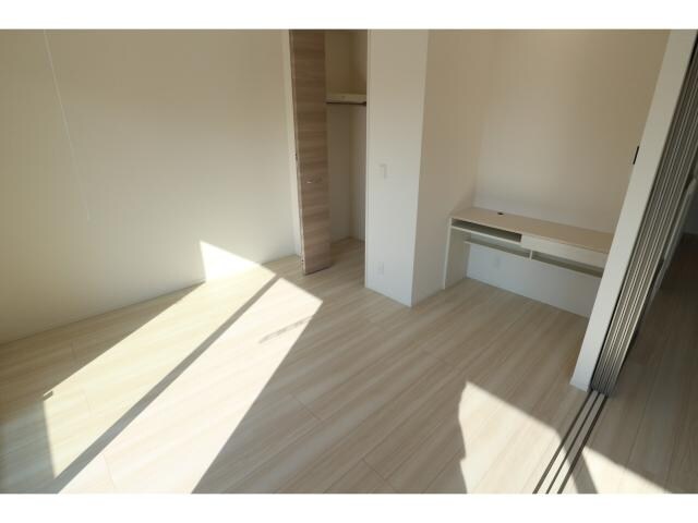  近鉄難波線・奈良線/新大宮駅 徒歩20分 1階 築3年