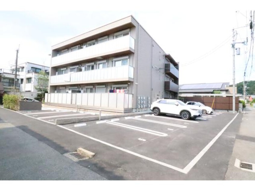  近鉄難波線・奈良線/近鉄奈良駅 徒歩12分 1階 築2年