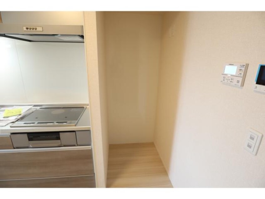  近鉄難波線・奈良線/新大宮駅 徒歩18分 2階 築2年