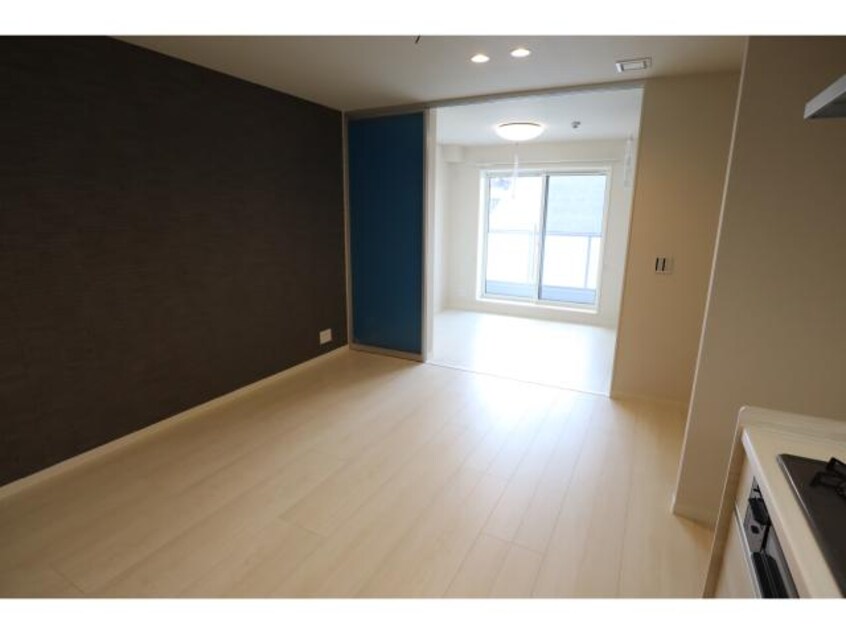  近鉄難波線・奈良線/新大宮駅 徒歩1分 3階 築2年