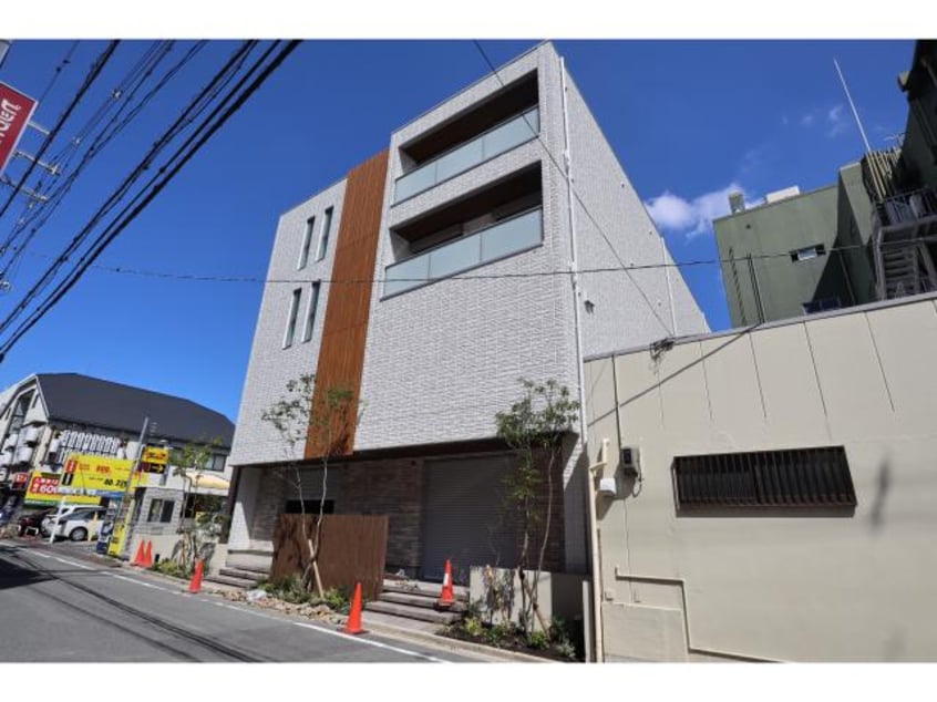  近鉄難波線・奈良線/新大宮駅 徒歩1分 3階 築2年