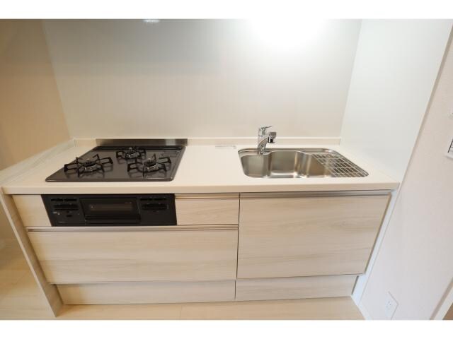  近鉄難波線・奈良線/新大宮駅 徒歩1分 3階 築2年