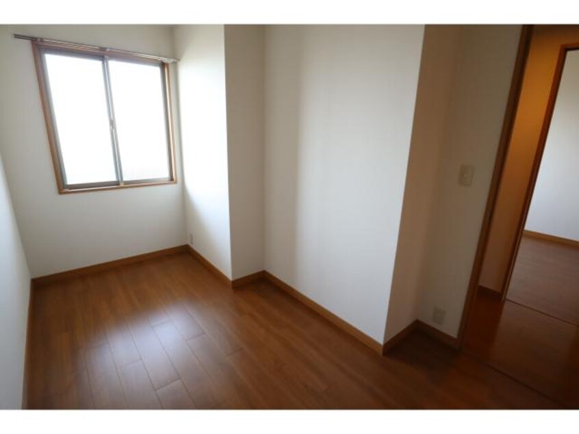  近鉄京都線/高の原駅 バス15分州見台7丁目東下車:停歩5分 3階 築26年