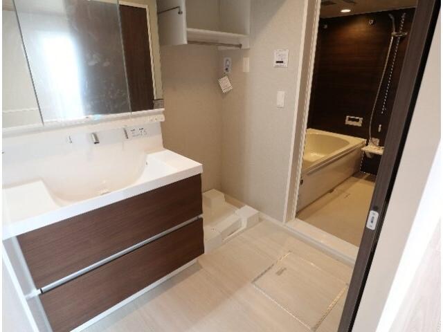  大和路線・関西本線/奈良駅 徒歩13分 2階 築2年