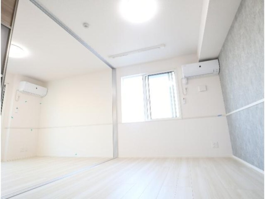  近鉄難波線・奈良線/近鉄奈良駅 バス10分南方町下車:停歩1分 1階 築2年