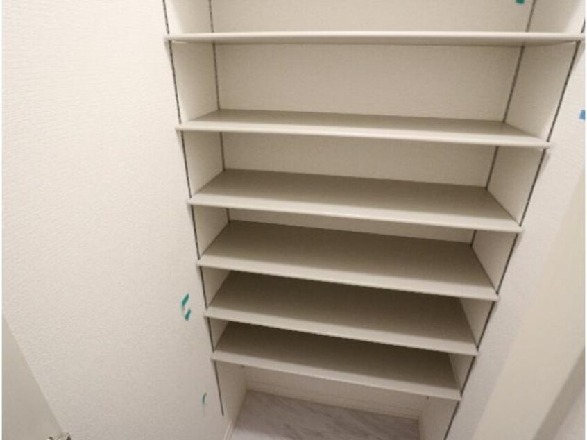  近鉄難波線・奈良線/近鉄奈良駅 バス10分南方町下車:停歩1分 1階 築2年