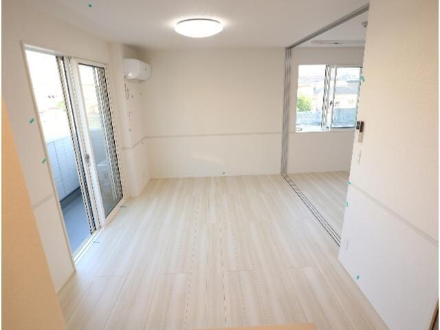  近鉄難波線・奈良線/近鉄奈良駅 バス10分南方町下車:停歩1分 1階 築2年