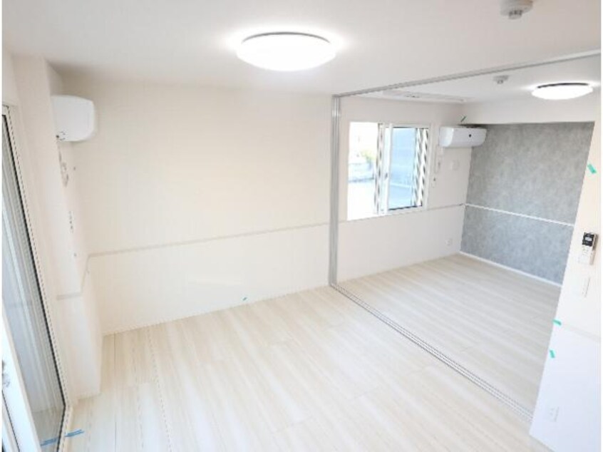  近鉄難波線・奈良線/近鉄奈良駅 バス10分南方町下車:停歩1分 1階 築2年