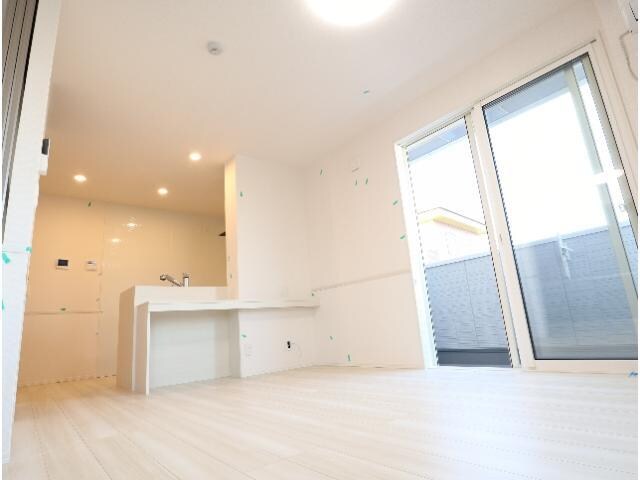  近鉄難波線・奈良線/近鉄奈良駅 バス10分南方町下車:停歩1分 1階 築2年