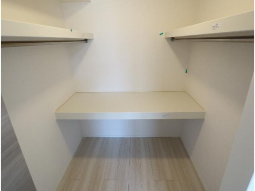  近鉄難波線・奈良線/近鉄奈良駅 バス10分南方町下車:停歩1分 1階 築2年