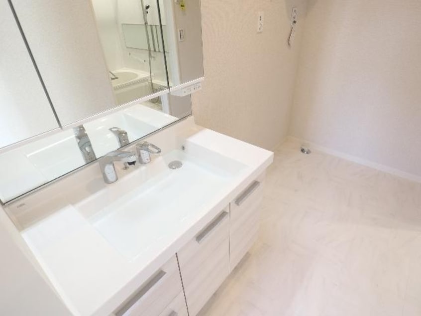  大和路線・関西本線/奈良駅 徒歩7分 2階 築1年