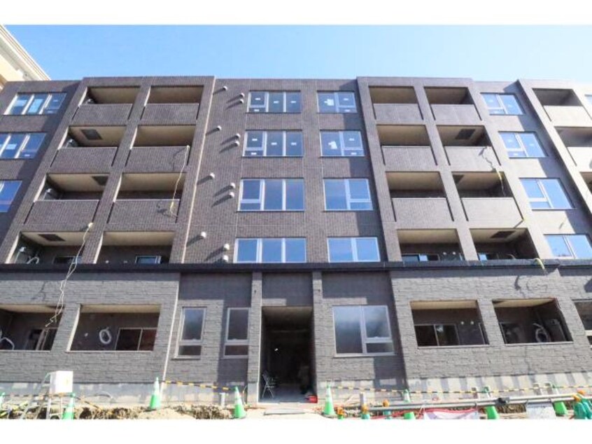  近鉄難波線・奈良線/新大宮駅 徒歩8分 1階 1年未満