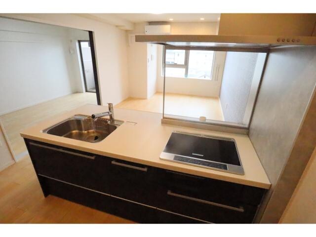  近鉄難波線・奈良線/新大宮駅 徒歩8分 1階 1年未満